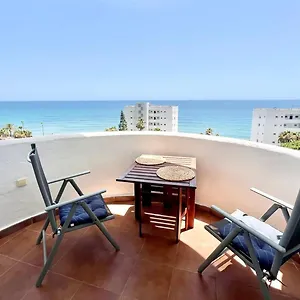 beach-hippie-chic-apartment-for-happy-sitio-de-calahonda.1costadelsol.com/